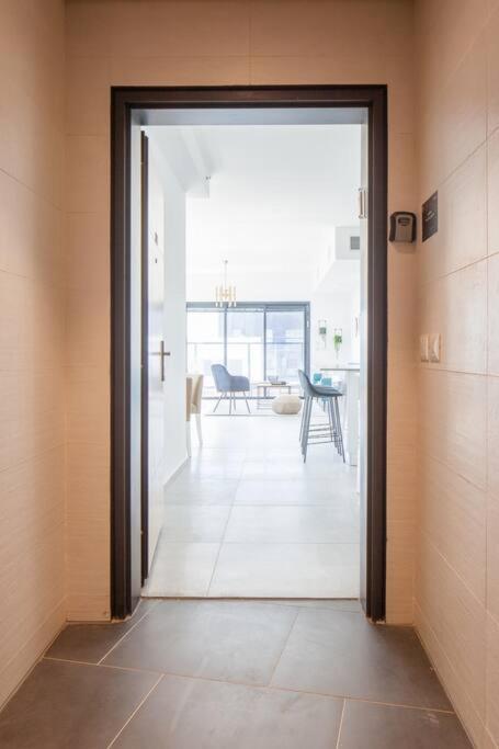 בת ים O&O Group- Magical 4Br Apt With Panoramic Sea View מראה חיצוני תמונה